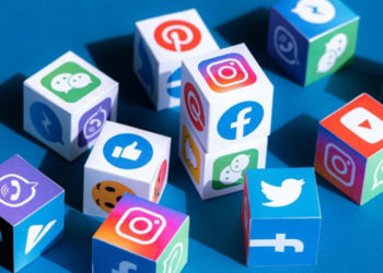 سوشل میڈیاکے مضر اثرات اور ذہنی سازی