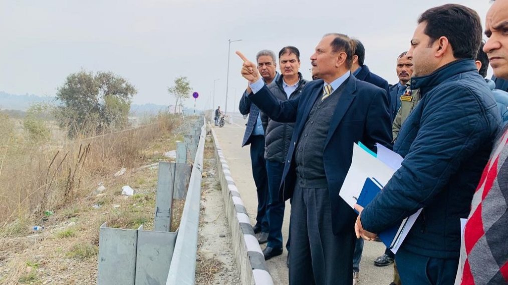 Advisor Bhatnagar inspects Bhagthali, Ghatti Industrial Estates of Kathua district