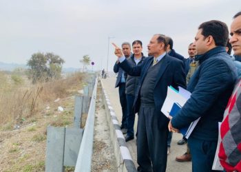 Advisor Bhatnagar inspects Bhagthali, Ghatti Industrial Estates of Kathua district