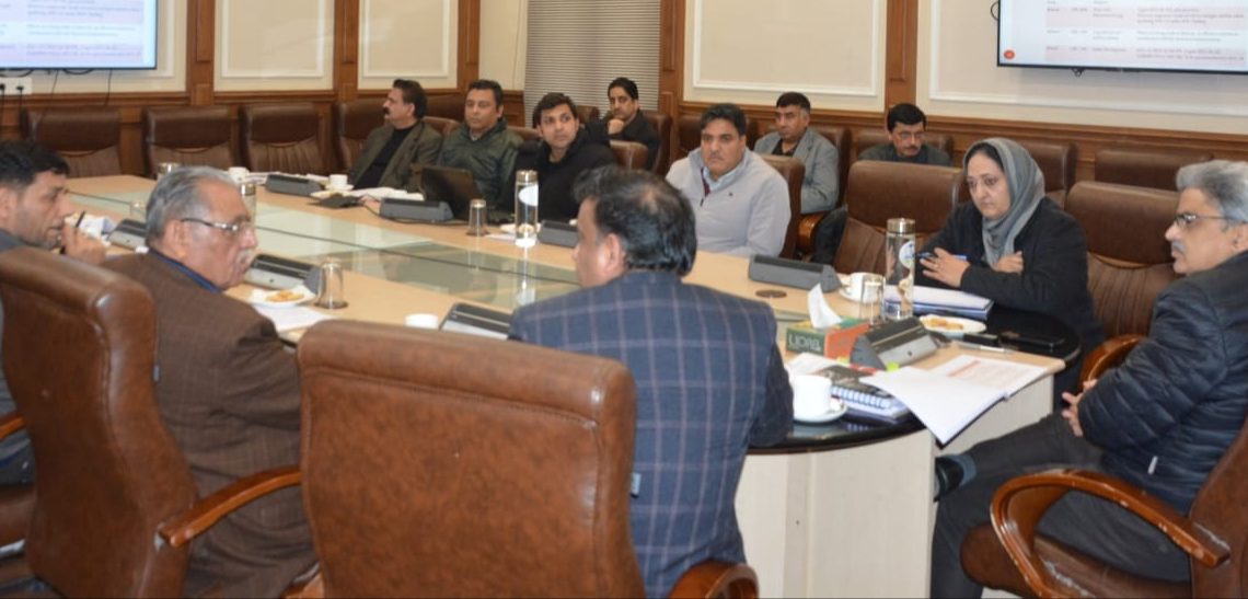 Atal Dulloo reviews progress on linkage of J&K mandies with e-National Agriculture Market 
