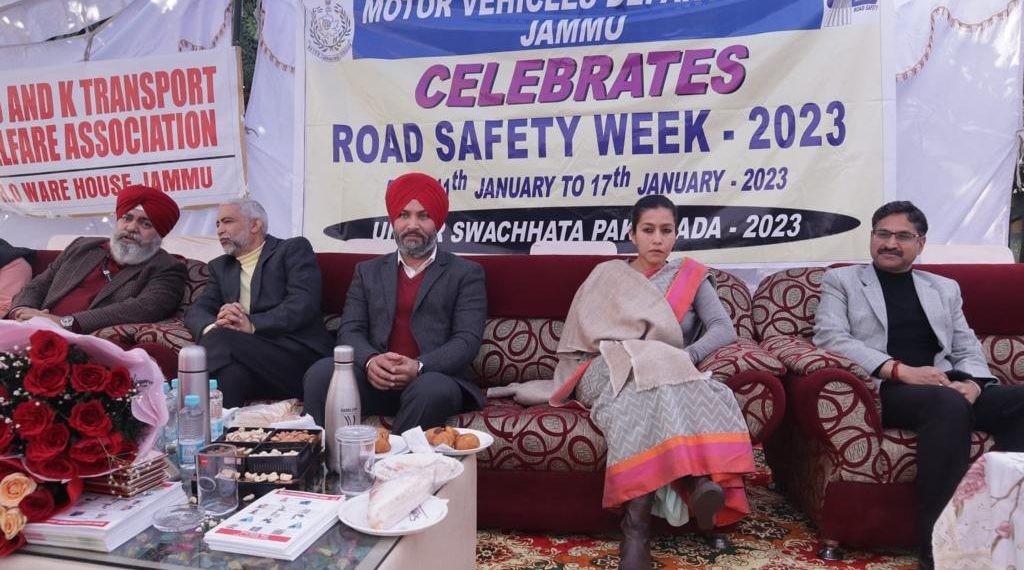 DC Jammu attends Health-cum-Eye Check up Camp organized for drivers