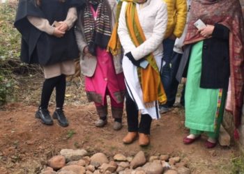DC Jammu inspects RDD works in Chowadi 
