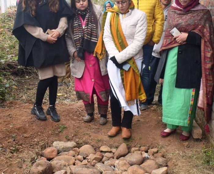 DC Jammu inspects RDD works in Chowadi