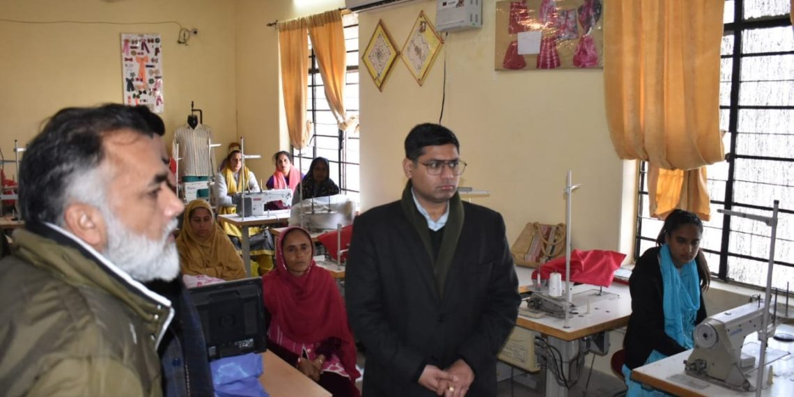 DC Rajouri interacts with ITI trainees
