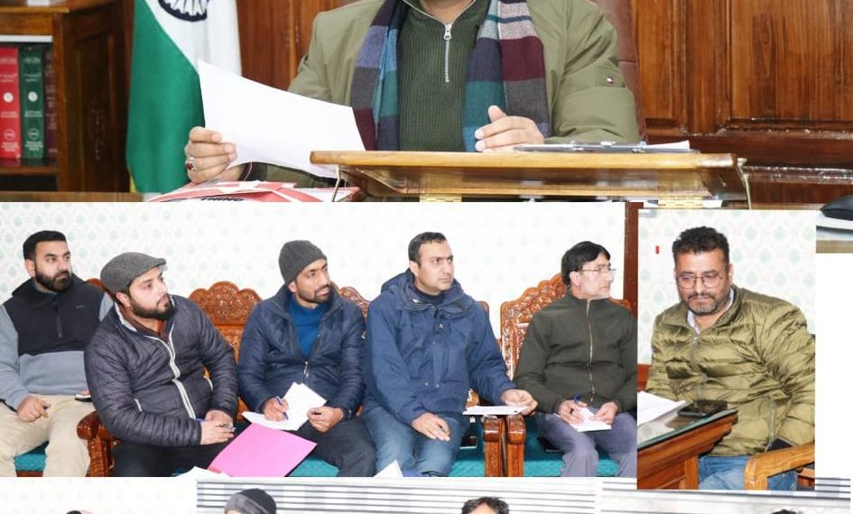 DC Srinagar reviews parameters of District Employment Plan