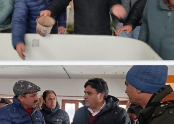 Director Fisheries vists Kulgam; inspects Trout Unit & Trout Hatchery at Tchanser 