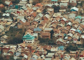 Remove encroachments within 3 days or face action: Authorities to B’la, Boniyar residents