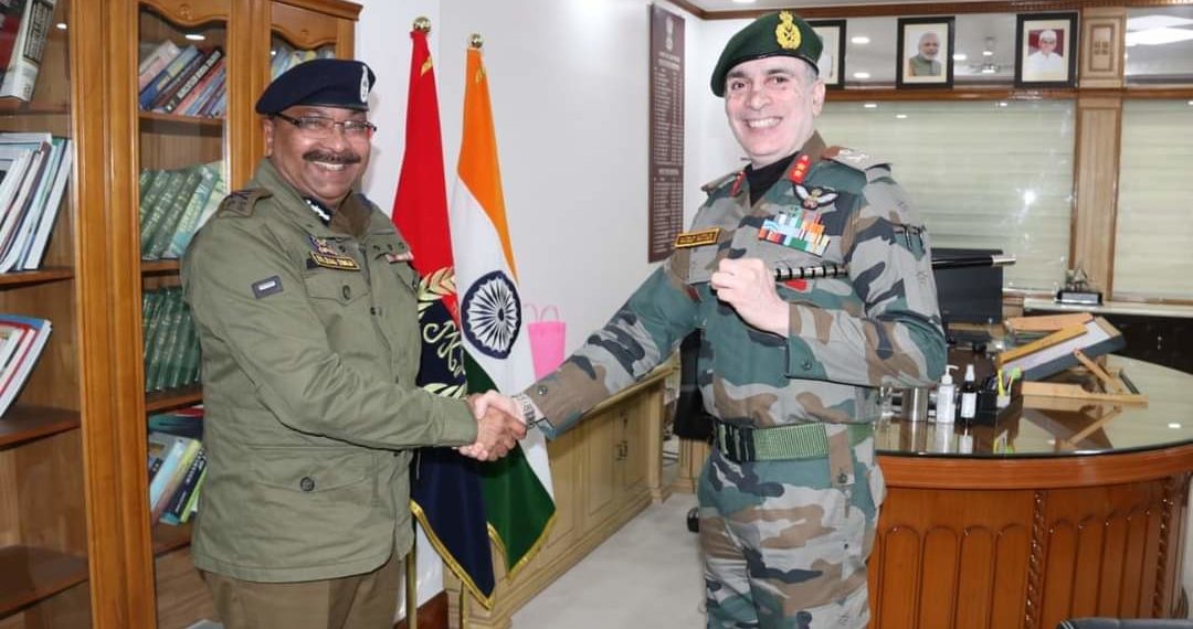 GOC Tiger Division calls on DGP J&K 