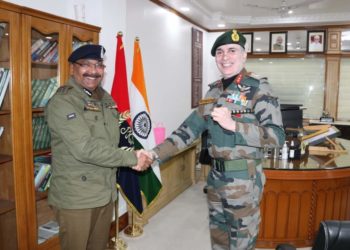 GOC Tiger Division calls on DGP J&K 
