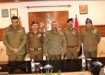PHQ bids farewell to outgoing AIsG, SP; DGP appreciates their services & commitment