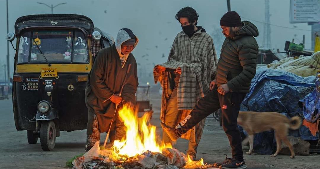 Kashmir under freeze amid forecast for ‘widespread’ snowfall from today evening