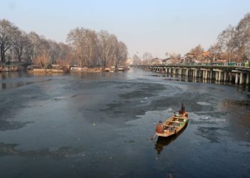 Night Temp Rises Further At Most Places Amid Snowfall Forecast In Kashmir