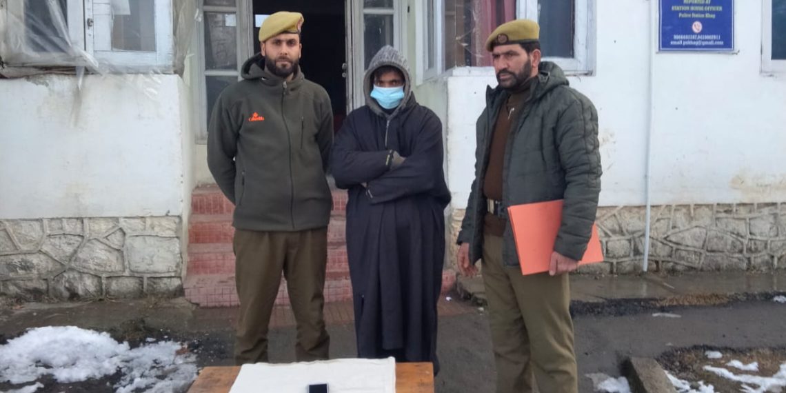 Budgam Police solved robbery case within 06 hours; accused arrested