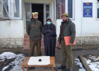 Budgam Police solved robbery case within 06 hours; accused arrested