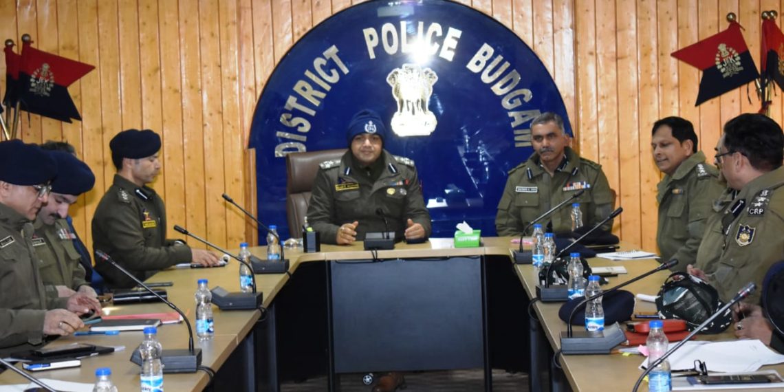 DIG CKR Srinagar visits Budgam; Reviews security, law & order scenario