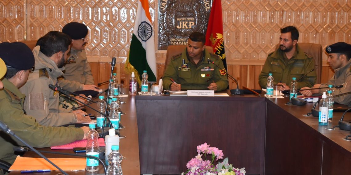 SSP Baramulla chaired introductory meeting with SDPOs, IC PCs, SHOs and DOs of district Baramulla at Conference Hall DPL