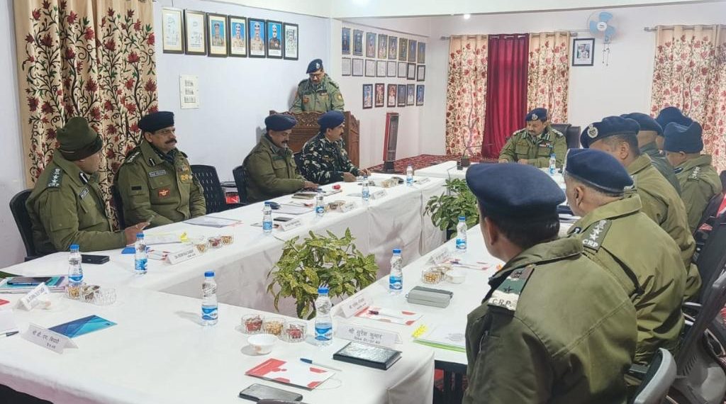 Sh. Jaidev Kesri, DIGP has assumed the command of North Range CRPF Sringar