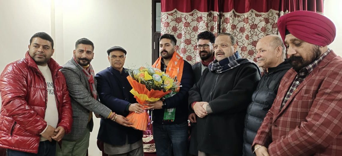 National Conference DDC Member Batote, joins BJP