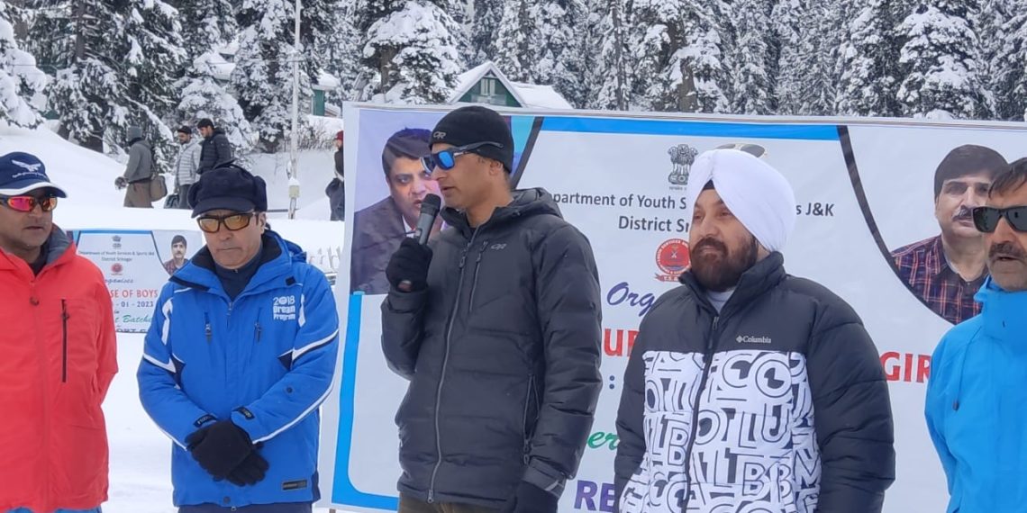 Snow Ski Training for Srinagar Girls Gets Underway at Gulmarg