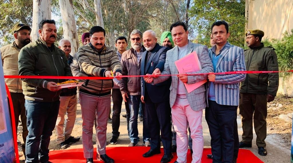 Deputy Commissioner Kathua inaugurates CBC’s 3-day Multimedia Exhibition  Aware youth is a must for a stronger nation: DC  Kathua,