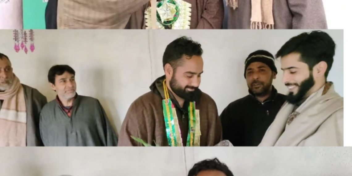After 3rd attempt Handwara boy cracks prestigious JKAS exam