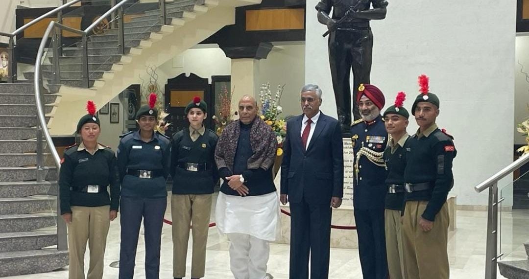 Fiza Shafi of Nishat Hr Sec School awarded the Raksha Mantri medal and Commendation card by Union Defence Minister Rajnath Singh