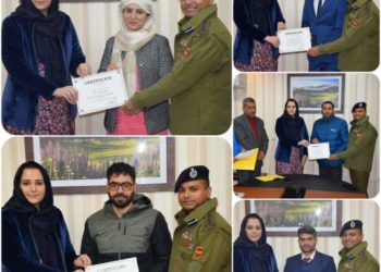 DC, SSP B’la Felicitate Newly selected JKAS Qualifiers