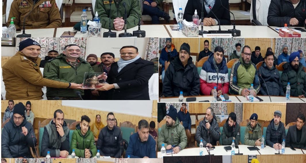 District Administration Kupwara organizes interactive meeting with GOC 28 Inf Division.