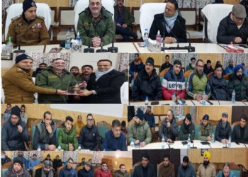 District Administration Kupwara organizes interactive meeting with GOC 28 Inf Division.