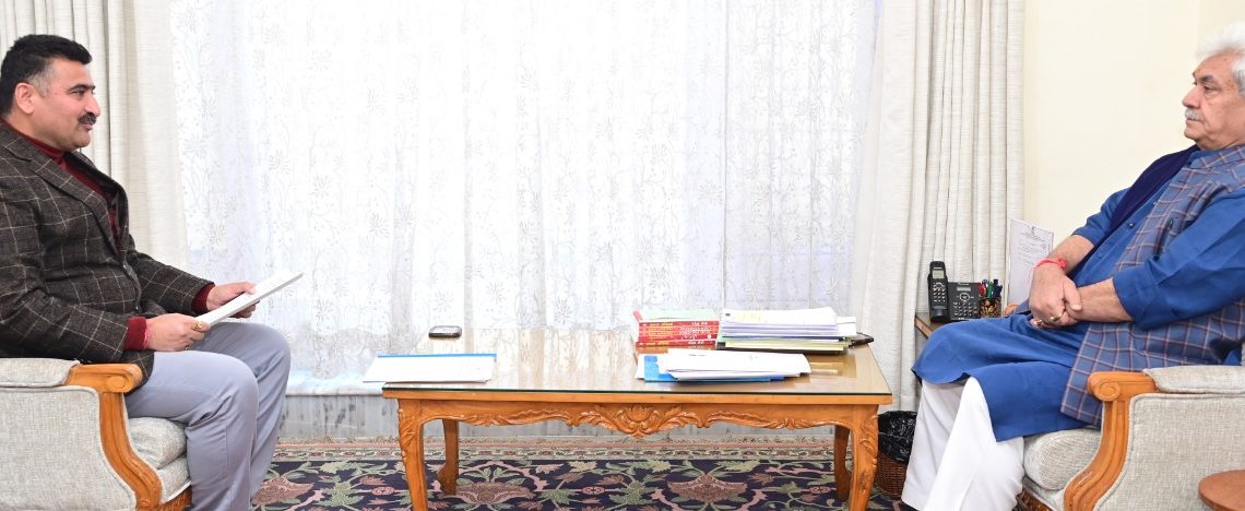 President, All J&K Panchayat Conference calls on Lt Governor 