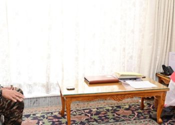 Mayor JMC, Former Dy CMs, GOC 16 Corps call on Lt Governor