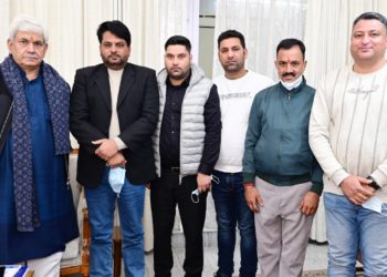 Rajouri Sports Society calls on Lt Governor 