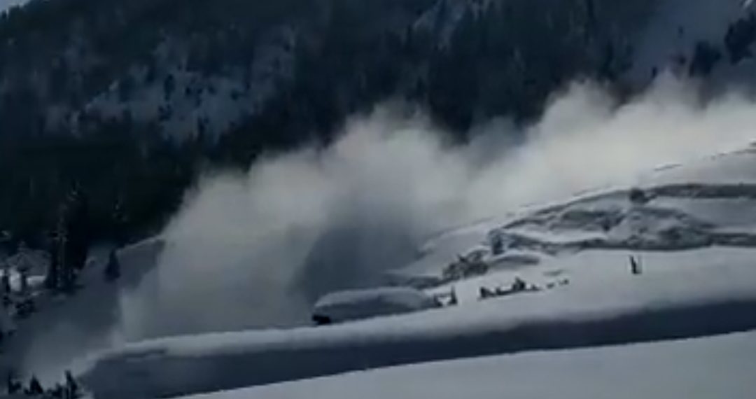 Snow-slide hits Sarnal Sonamarg, no casualties reported