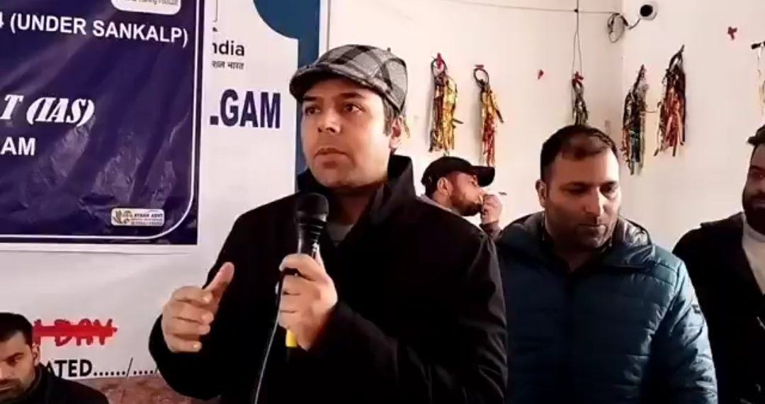 DC Kulgam inaugurates skill training programme for 180 youth under SANKALP