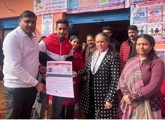 Sheetal Nanda inaugurates Model CSCs at R S Pora