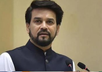 We hoisted the Tricolour amid bombs, not snowballs: Anurag Thakur