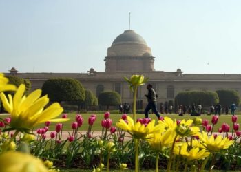 Govt renames Delhi’s Mughal Gardens as ‘Amrit Udyan’