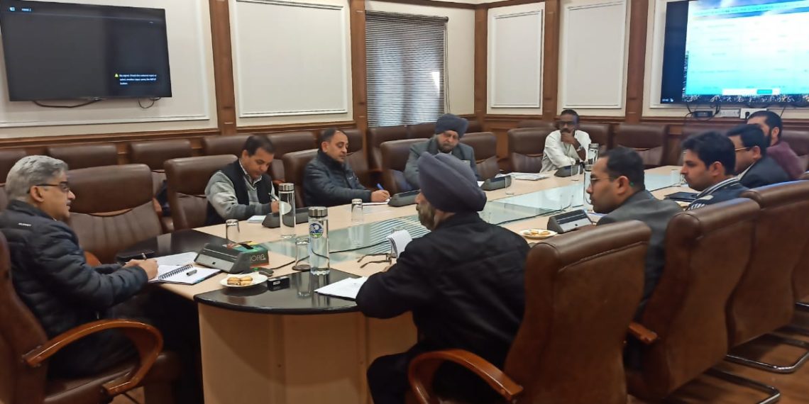 Ensure availability of quality oils for agri, horticulture sectors: Dulloo asks officers