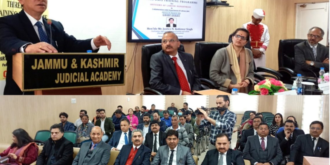 Chief Justice inaugurates customized training for officers of Labour Department