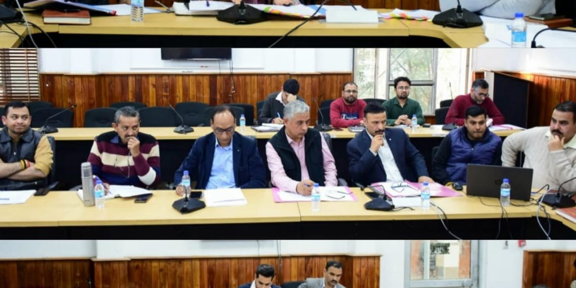 DC Jammu reviews status of revenue services, schemes
