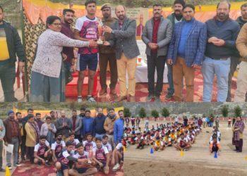 DC Ramban felicitates winners of  ‘SANSAD KHEL SPARDHA sports event 