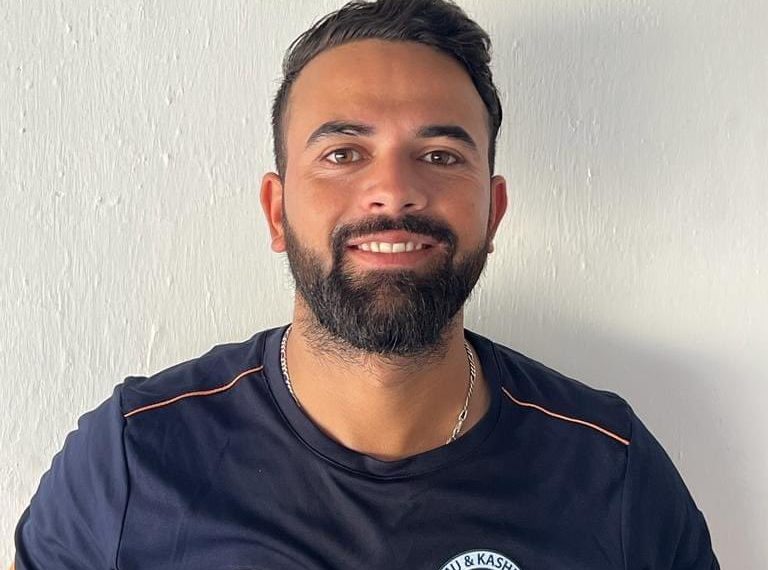 Australian Team calls J&K’s spin sensation Abid Mushtaq as net bowler