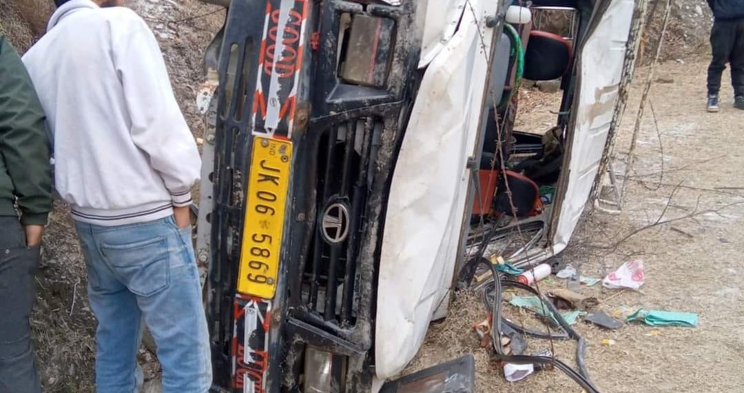 12 injured in Doda road accident
