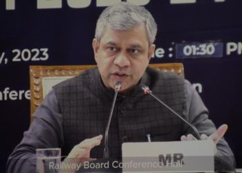 Indian Railways to run 35 Hydrogen trains     under “Hydrogen for Heritage”