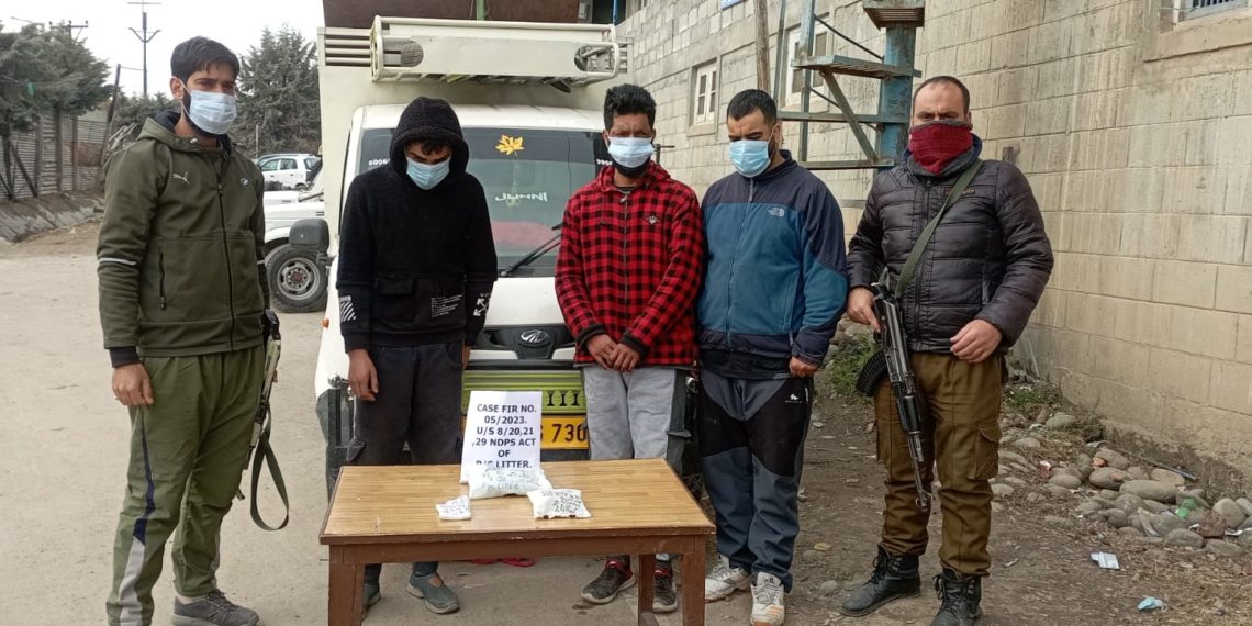 Pulwama Police busted Gang of drug peddlers, 04 drug peddlers arrested Contraband substances recovered
