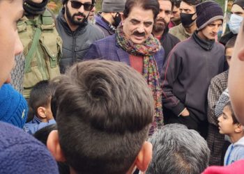 BJP District President Ashok Bhat visits Soura Anchar Zadibal Constituency, interacts with public 