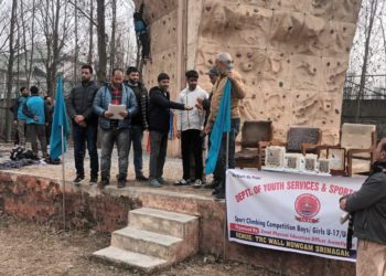 YSS organise Inter Zonal District Level wall climbing competition in Srinagar