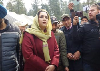 District Administration Baramulla organised First Munddajji winter snow Festival at Rafiabad