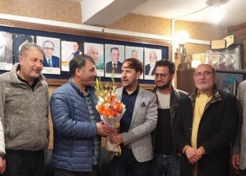 Historic moment for Kashmir business community as  CCIK meets KCCI