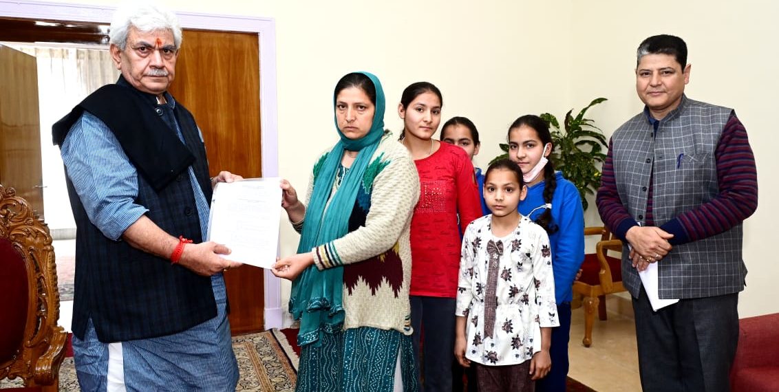 Lt Governor hands over appointment letter to martyr civilian Suneel Pandith’s wife